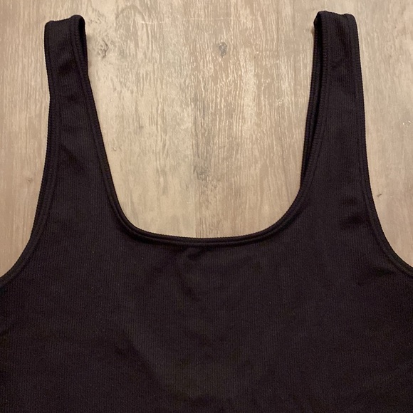 Wolford Shaping Athleisure Bodysuit NWT US L - Picture 2 of 9